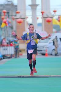 BIB: 5181
                            <button type="button" onclick="openModal(21765612)" class="btn btn-primary btn-sm float-right btn-popup" data-toggle="modal" data-target=".modal-high-quality">
                        <i class="fas fa-shopping-cart"></i> Add to Cart
                    </button>
                                            <button type="button" onclick="isThisMe(21765612, true)" class="btn btn-success btn-sm float-right btn-popup btn-isme hidden" data-toggle="tooltip" data-placement="bottom" title="นี่คือรูปของคุณใช่ไหม คลิกที่นี่เพื่อเอาเข้าอัลบั้ม">
                        <i class="fas fa-plus"></i> Add to album
                    </button>
                    <button type="button" onclick="isThisMe(21765612, false)" class="btn btn-warning btn-sm float-right btn-popup btn-isnotme hidden">
                        <i class="fas fa-ban"></i> Remove from album
                    </button>